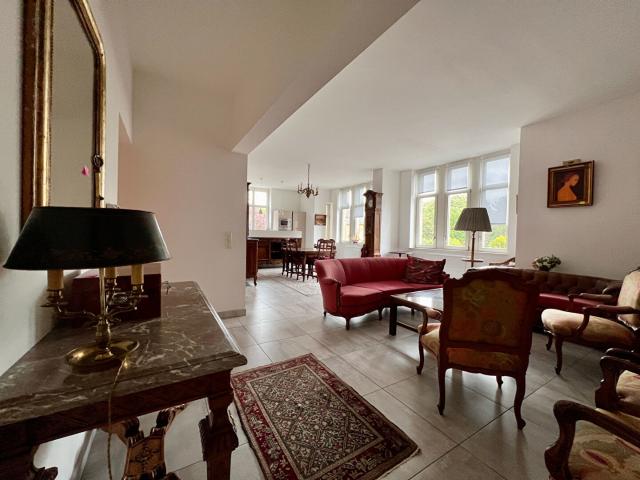 Appartement 5 pièces 144 m²