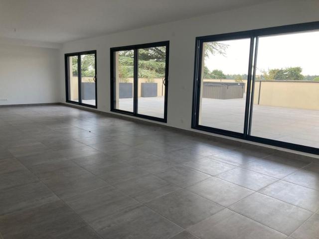 Appartement 5 pièces, 144 m² à louer à Lyon 9 69009