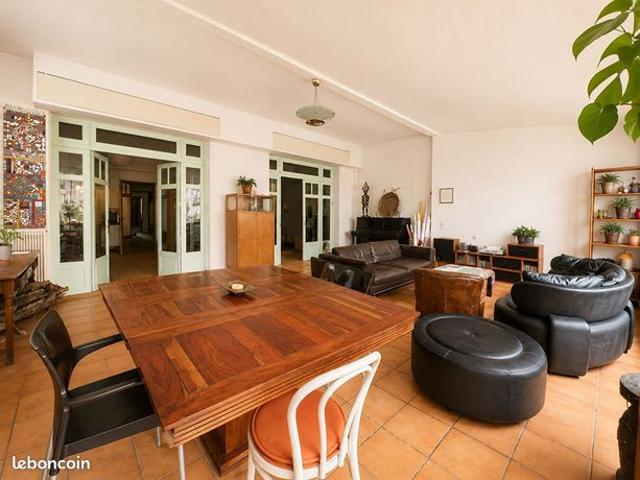 Appartement 5 pièces 145 m²