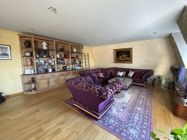Appartement 5 pièces 145 m²