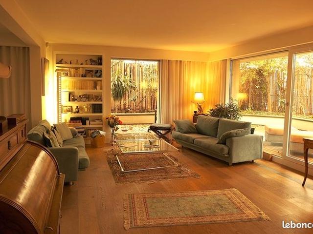 Appartement 5 pièces 146 m²