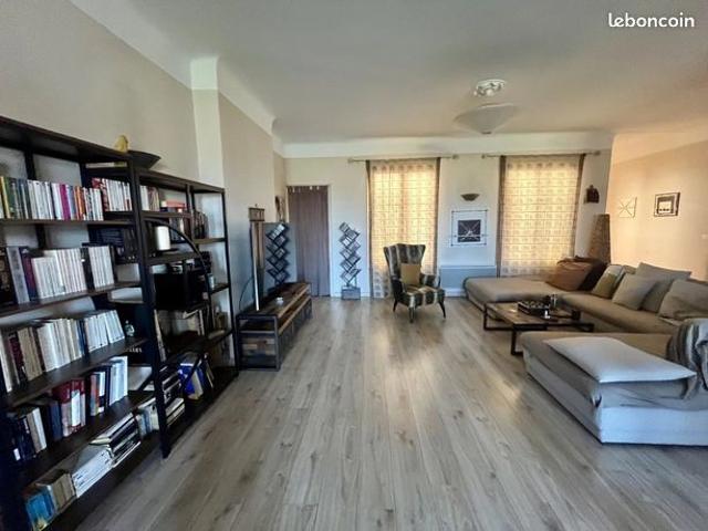 Appartement 5 pièces 146 m²