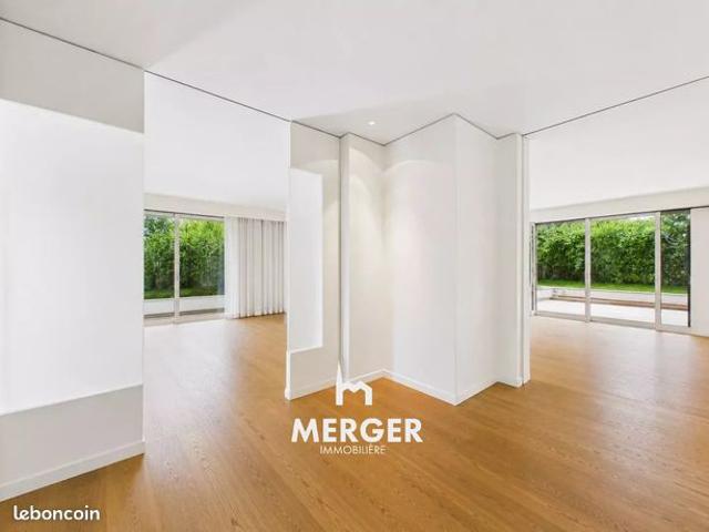Appartement 5 pièces 146 m²