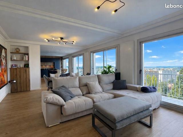 Appartement 5 pièces 146 m²