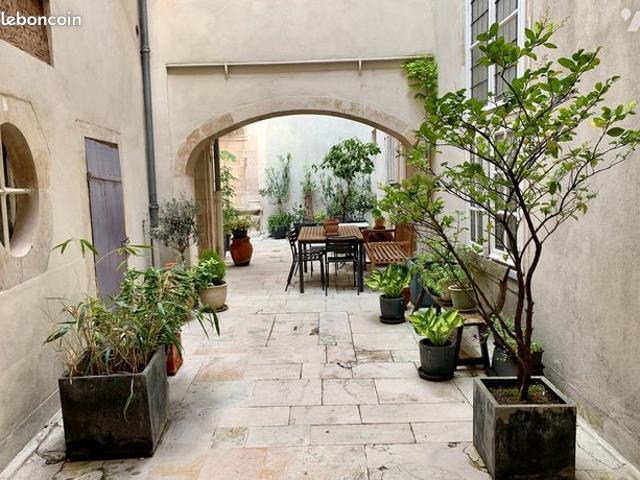 Appartement 5 pièces 146 m²
