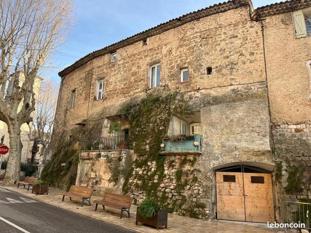 Appartement 5 pièces 146 m²