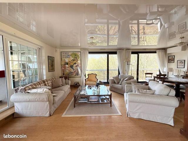 Appartement 5 pièces 146 m²