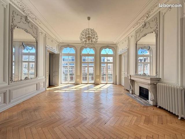 Appartement 5 pièces 147 m²