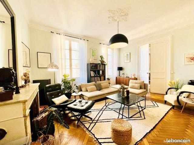 Appartement 5 pièces 147 m²
