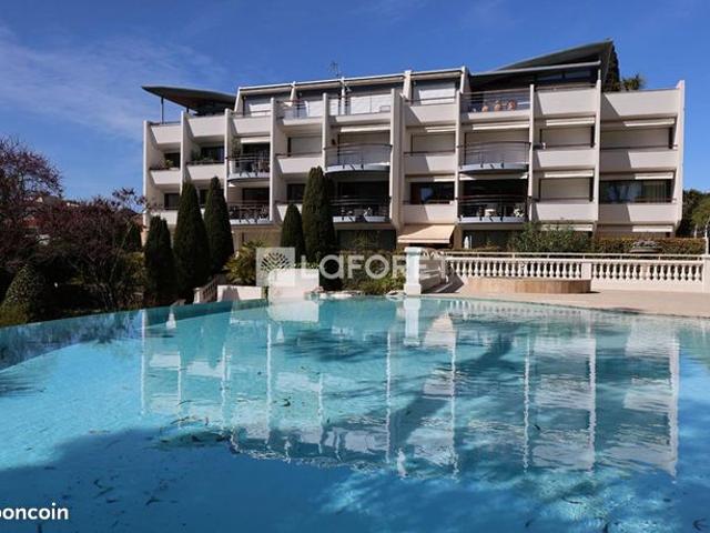 Appartement 5 pièces 147 m²