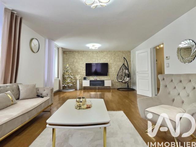 Appartement 5 pièces 147 m²