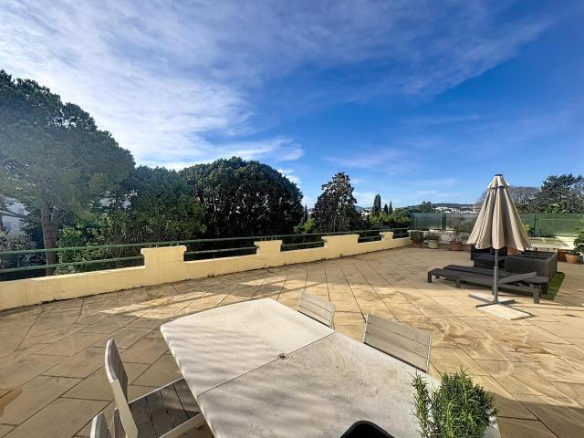 Appartement 5 pièces 147 m²