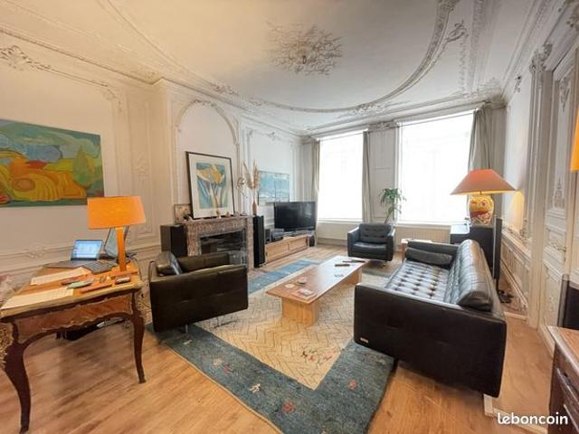Appartement 5 pièces 147 m²
