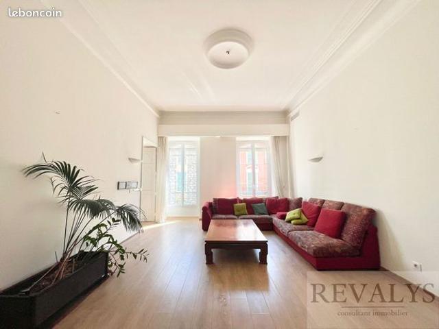 Appartement 5 pièces 148 m²