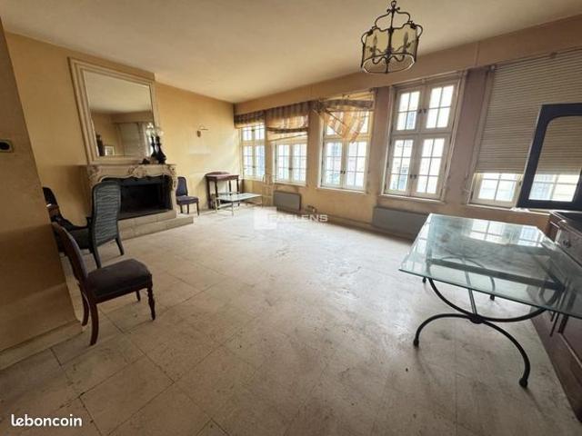 Appartement 5 pièces 148 m²