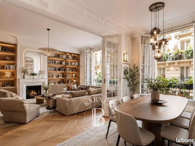 Appartement 5 pièces 148 m²