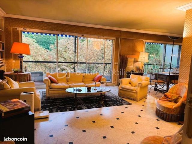 Appartement 5 pièces 148 m²