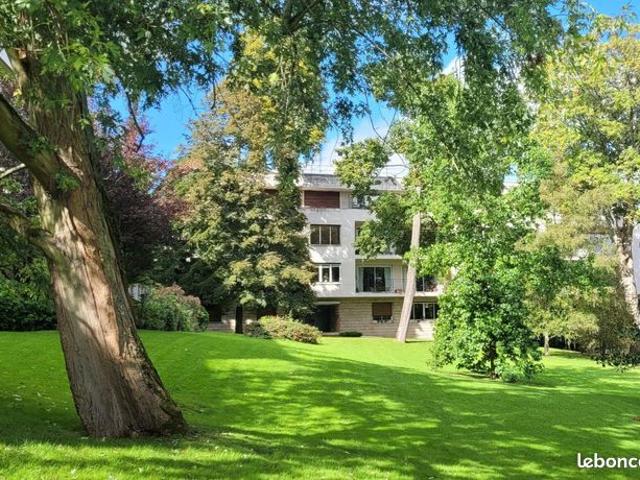 Appartement 5 pièces 149 m²