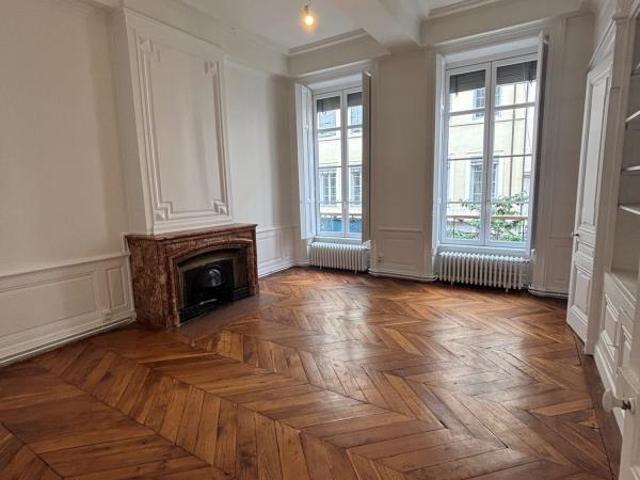 Appartement 5 pièces 149 m²