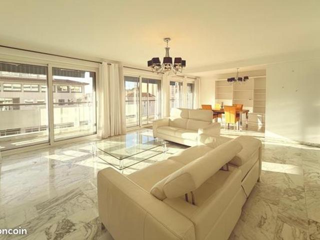Appartement 5 pièces 149 m²
