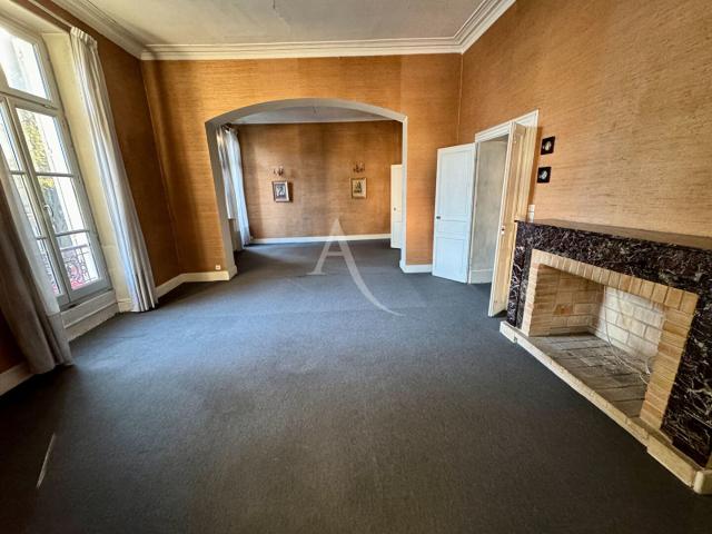 Appartement 5 pièces 149 m²