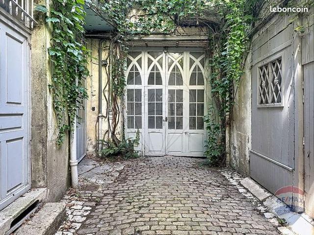 Appartement 5 pièces 150 m²