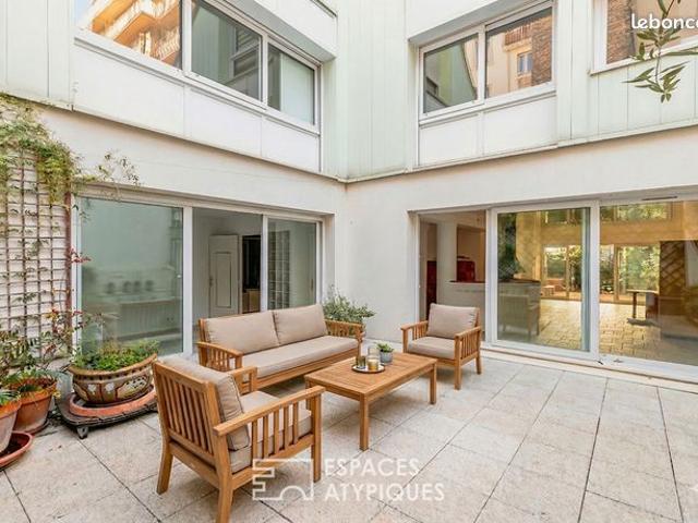 Appartement 5 pièces 150 m²