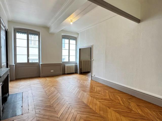 Appartement 5 pièces 150 m²