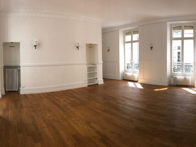 Appartement 5 pièces 150 m²