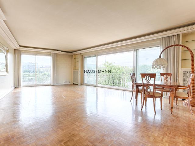 Appartement 5 pièces 150 m²