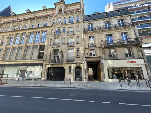 Appartement 5 pièces 150 m²