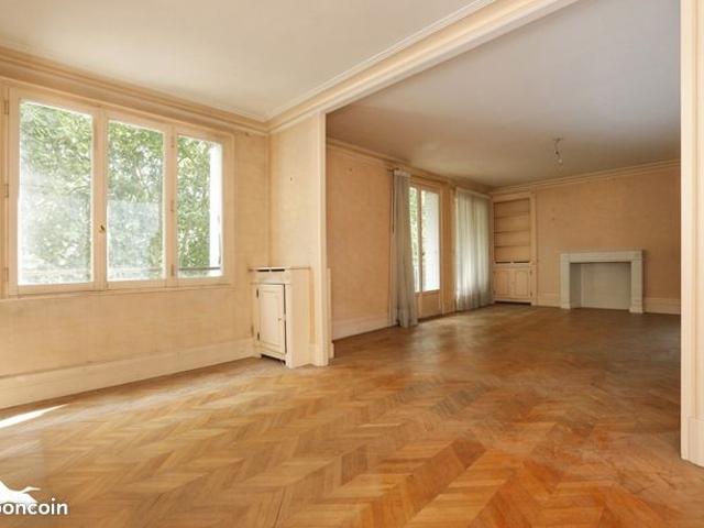 Appartement 5 pièces 150 m²