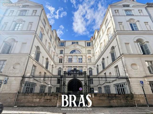 Appartement 5 pièces 150 m²