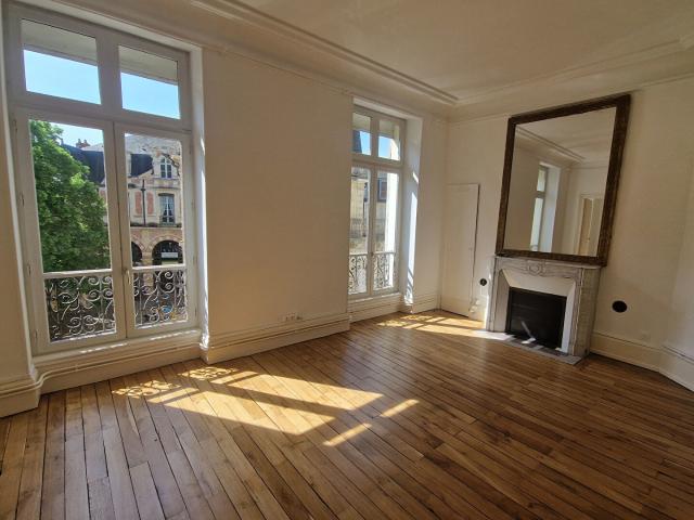 Appartement 5 pièces 150 m²