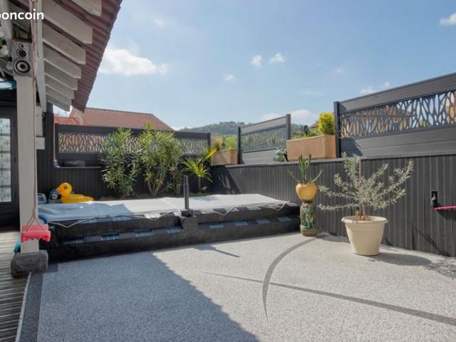 Appartement 5 pièces 150 m²