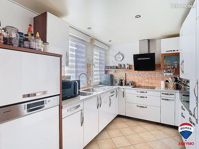 Appartement 5 pièces 151 m²