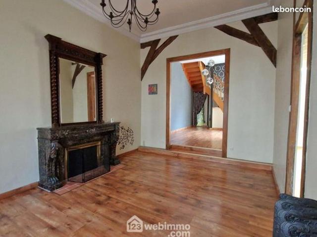 Appartement 5 pièces 151 m²