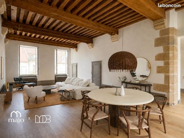 Appartement 5 pièces 151 m²