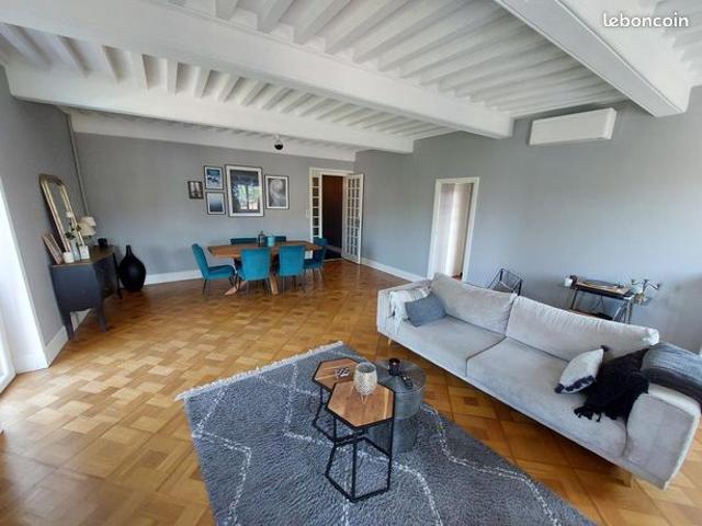 Appartement 5 pièces 151 m²