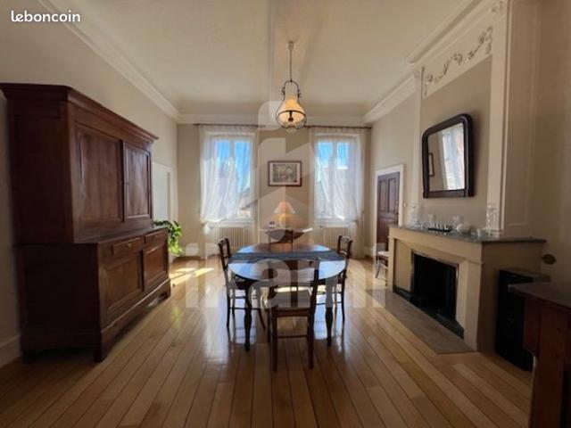 Appartement 5 pièces 152 m²