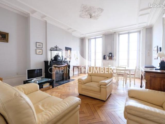 Appartement 5 pièces 152 m²
