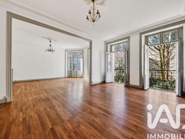 Appartement 5 pièces 152 m²