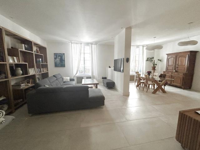 Appartement 5 pièces 152 m²