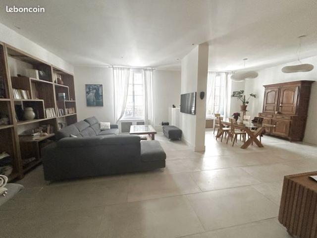 Appartement 5 pièces 152 m²