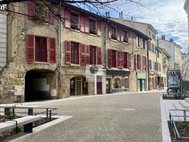 Appartement 5 pièces 153 m²