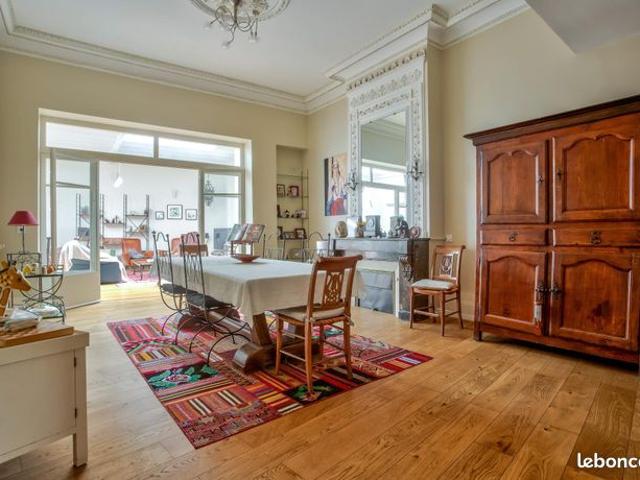 Appartement 5 pièces 153 m²