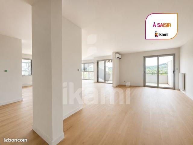 Appartement 5 pièces 153 m²
