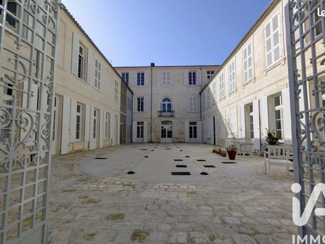 Appartement 5 pièces 153 m²