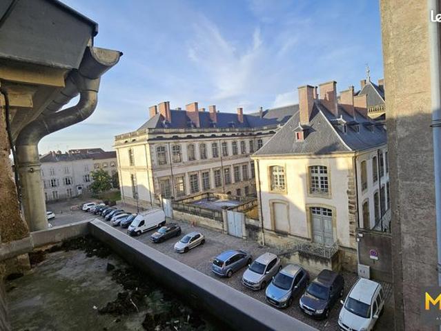 Appartement 5 pièces 154 m²