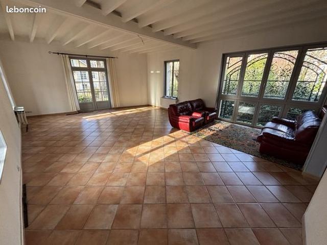 Appartement 5 pièces 154 m²